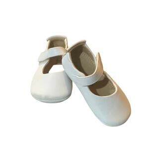 Felix and Flora White Mary Jane Dress Shoes Toddler Velcro Strap Stretch 13CM